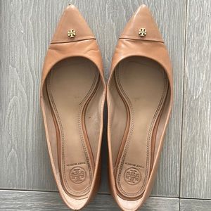 Nude Tory Burch flats, GUC